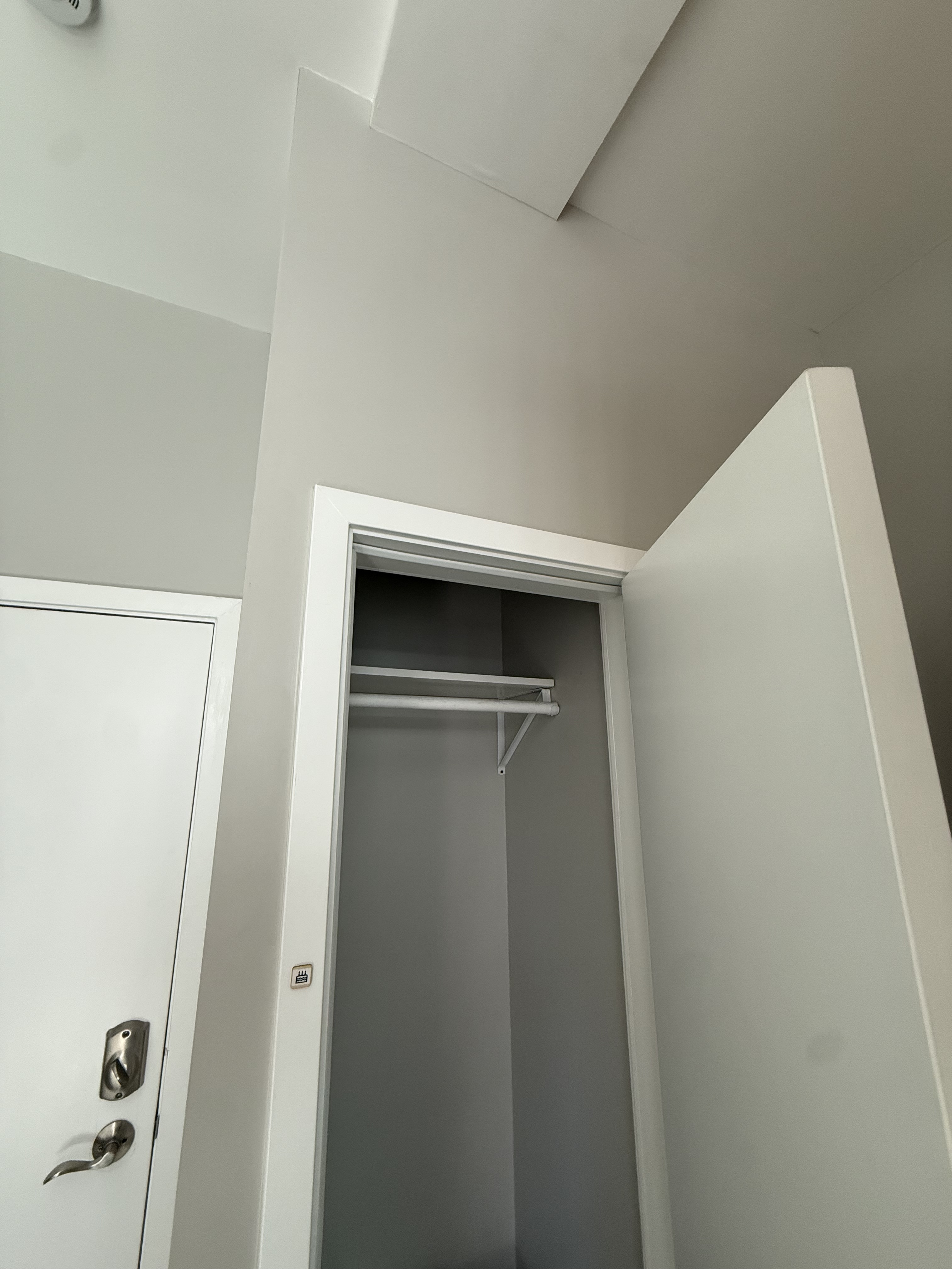 Oakland closet storage